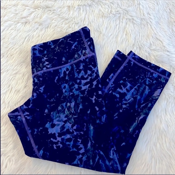 Lululemon Wunder Under Floral Sport Iris Leggings Size 8 - Picture 3 of 3